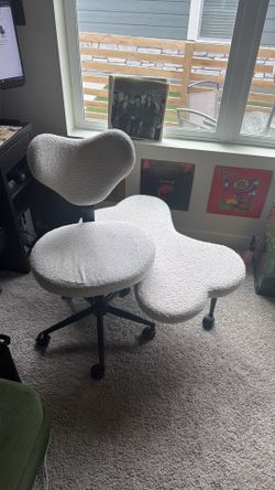 Cross Legged Office Chair