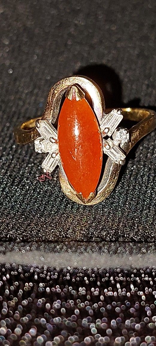 Amber Stone With Dimands In 14k Band