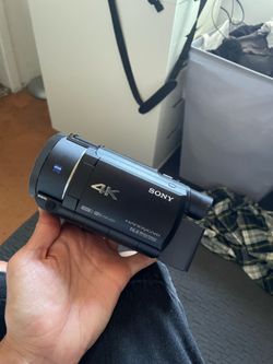 Sony Ax53 4K camcorder