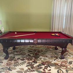 Beautiful Pool Table 