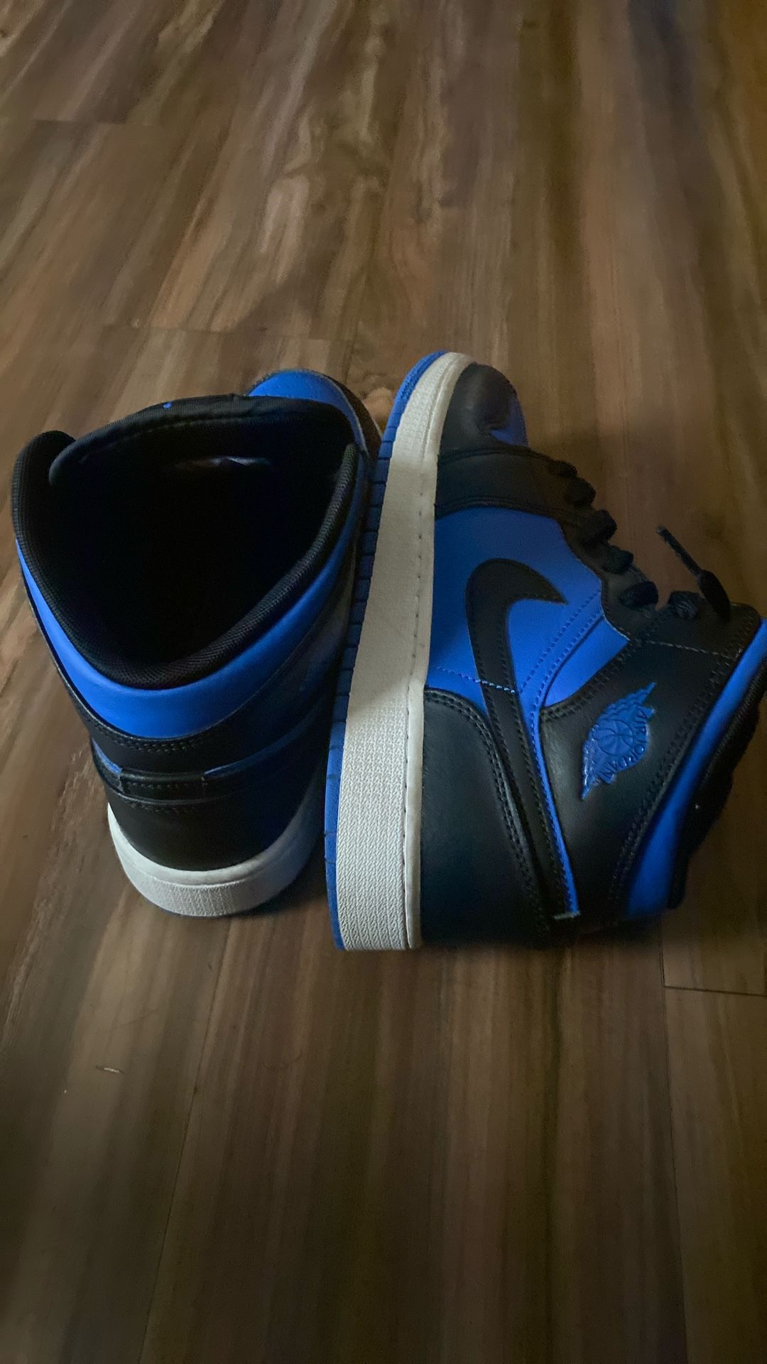 Size 7 Jordan 1