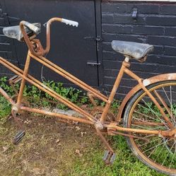 Tandrum Bike Need To Restored Its All There. WAS ASKING 100.00  REDUCE TO 70.00 
