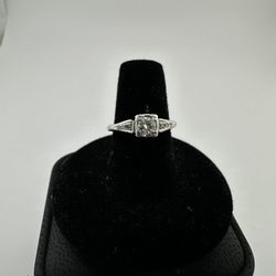 0.75 Pts Round White Gold 14k Diamond Ring