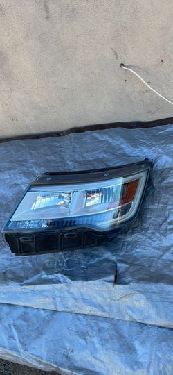 2016/19 Ford Explorer LED left headlight