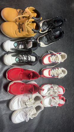 Used kids shoes size 12c