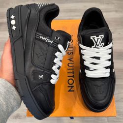 Louis Vuitton LV Trainers Black & White Sneaker