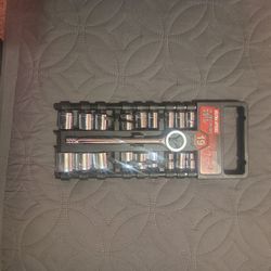 3/8" Drive & Handle Socket Set