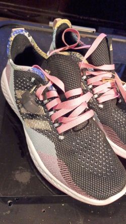 ADIDAS FLUID FLOW 2.O CORE BLACK BLISS ORANGE PINK SHOES GX7290 WOMEN'S SNEAKERS SIZE 8.5. NEW TICKET ATTACHED