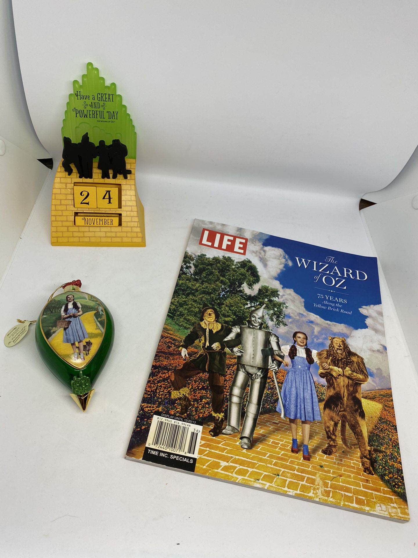 Wizard Of Oz, Life Magazine 2013, Bradford Edition Ornament 2002 The Wonders Of OZ, Hallmark Perpetual Calendar