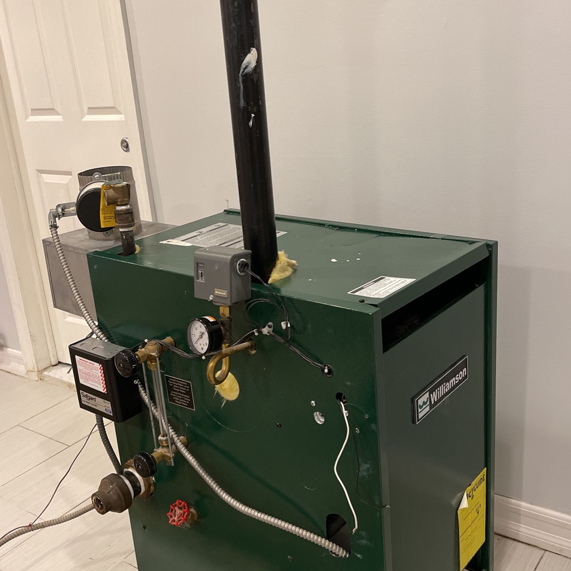 Williamson-Thermoflo's GSA gas fired steam boiler for Sale in Queens, NY -  OfferUp