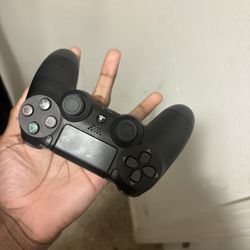 PS4 Controller 
