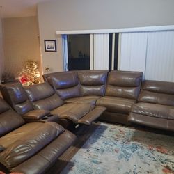 JUST REDUCED!!  HUGE LEATHER SECTIONAL 
