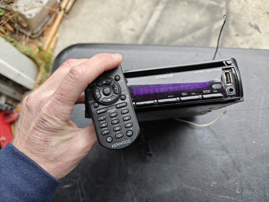 Kenwood Head Unit Car Stereo 