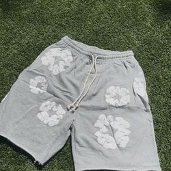 Denim tears gray shorts