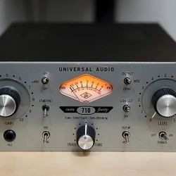 Universal Audio 710 Twin-Finity Mic Preamp – Great Condition!
