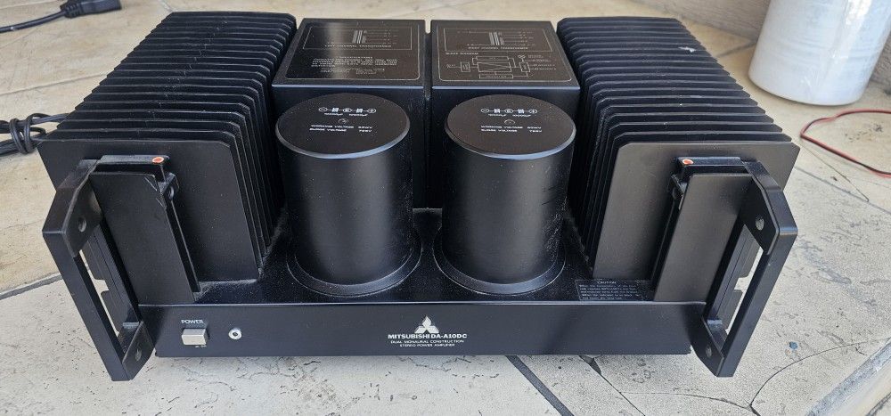 Vintage Mitsubishi DA-A10DC Dual Monaural Construction Stereo Power Amplifier