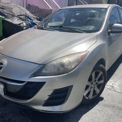 2010 MAZDA 3 