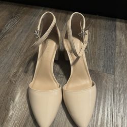Beige Size 7.5 Heels