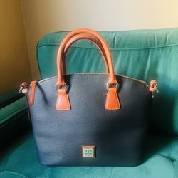 Dooney & Bourke Domed Satchel In Pebble Grain Leather In Black And Tan Beautiful Bag!!