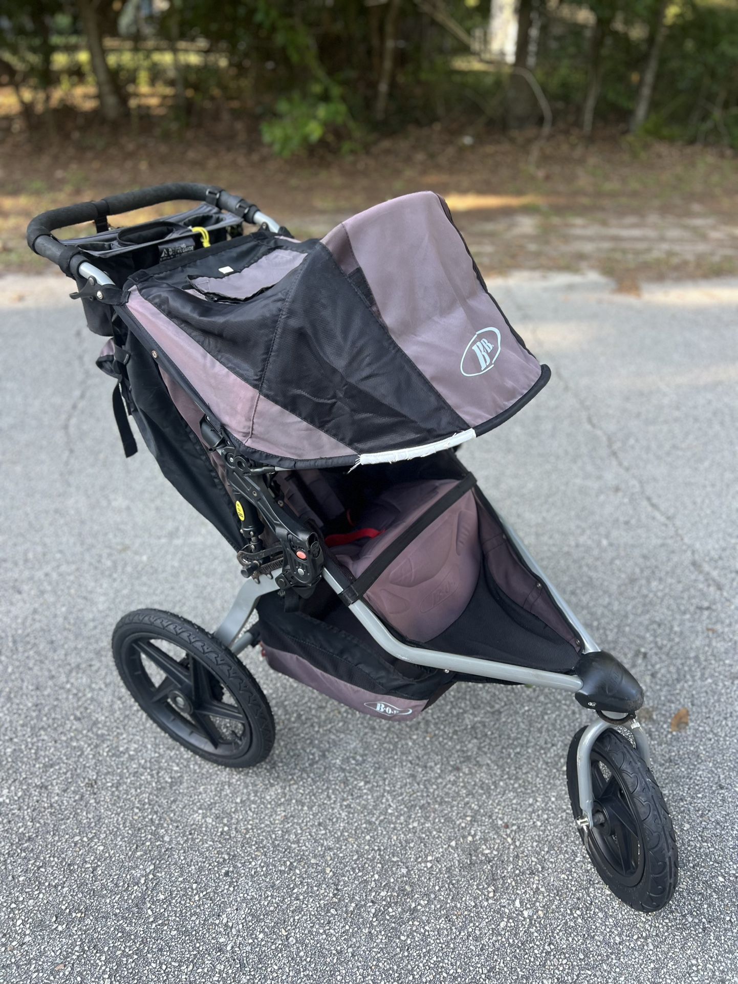 BOB Jogging Stroller. Perfect 4 Running/ Beach/ Hike