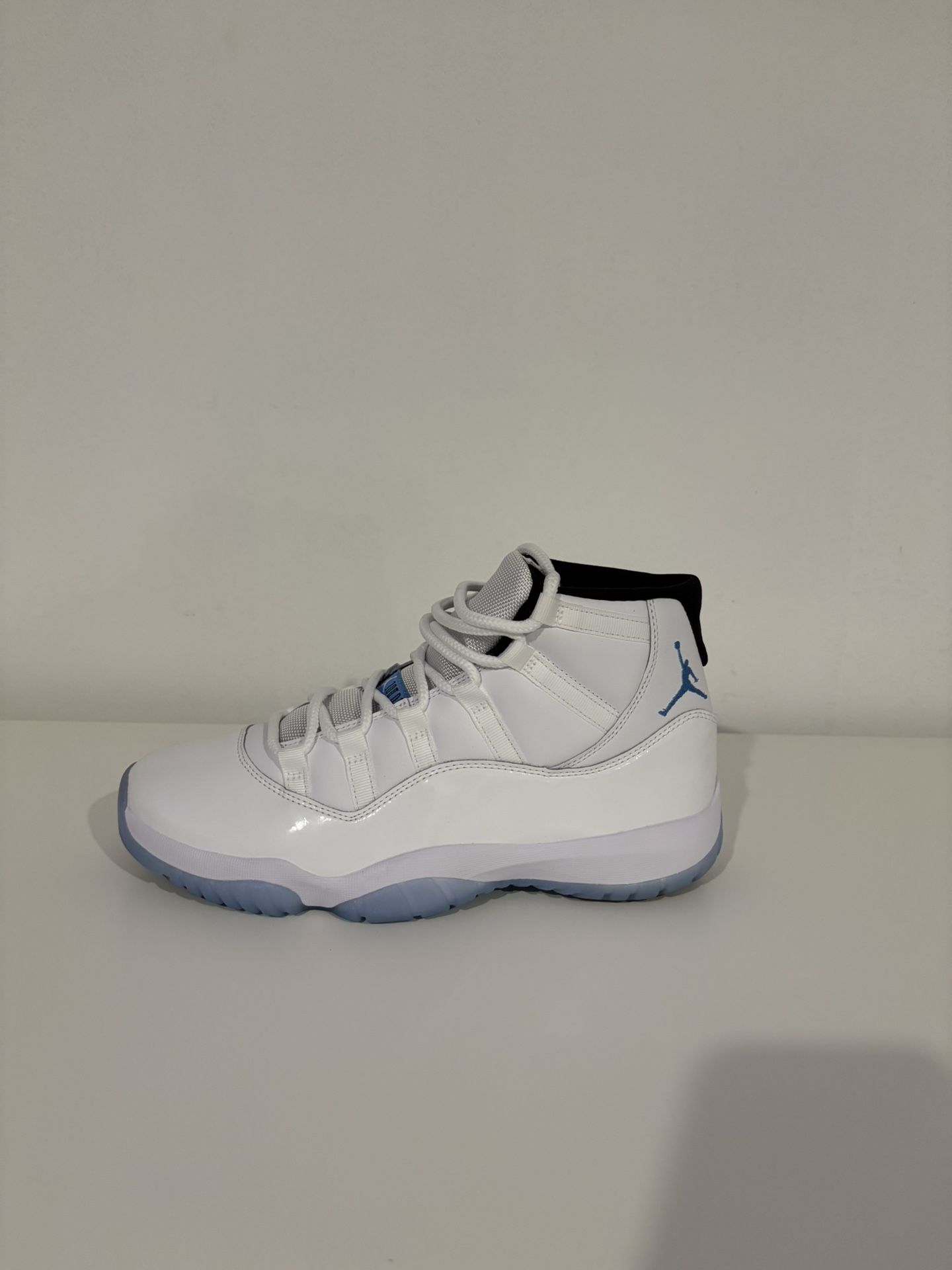 Jordan Retro 11 Legend Blue