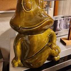 Neil The Frog - Cookie Jar