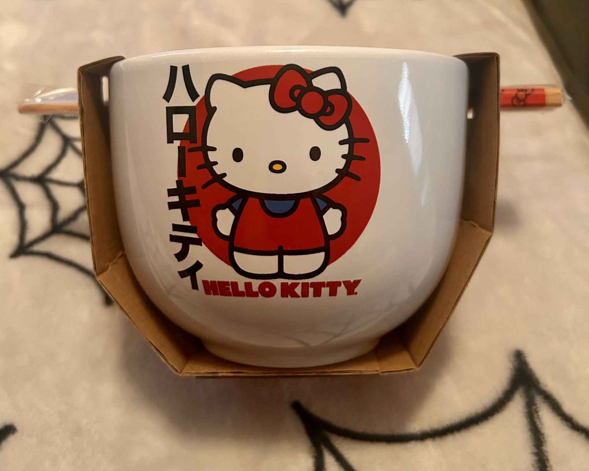 Hello Kitty Ramen Bowl With Chopsticks