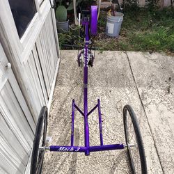 Hand powered tricycle