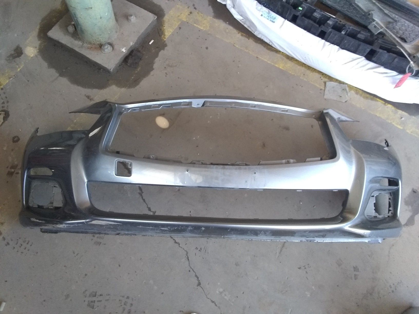 2014-17 Infiniti Q50 front bumper