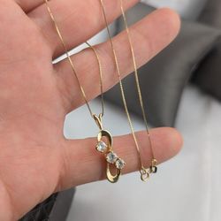 ✨💛14K Gold Cubic Zirconia Pendant Necklace 2.60g.|18"|✨💛