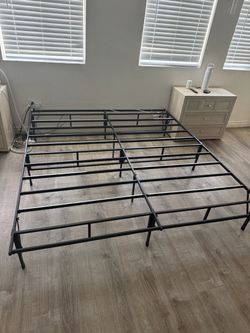 Black Metal Platform Bed Frame