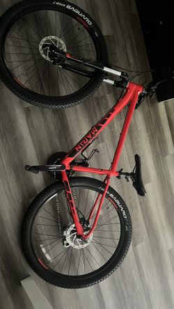 MARIN. Rock Springs Hardtail Bike