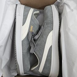 Women's Puma Composite Toe Shoes Size 9