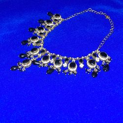 Black Jet Like With Rhinestone Goldstone Necklace
