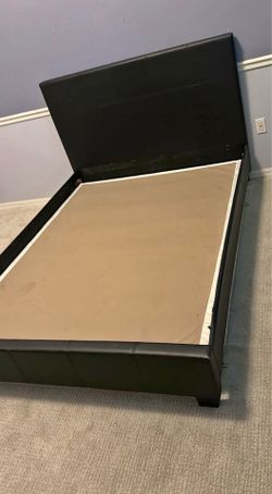 Bed frame & box spring