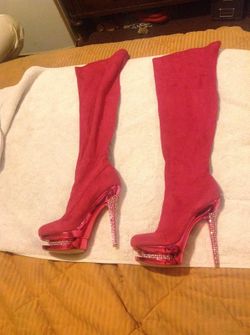 Hottt fuschia dual platforms stocking boots