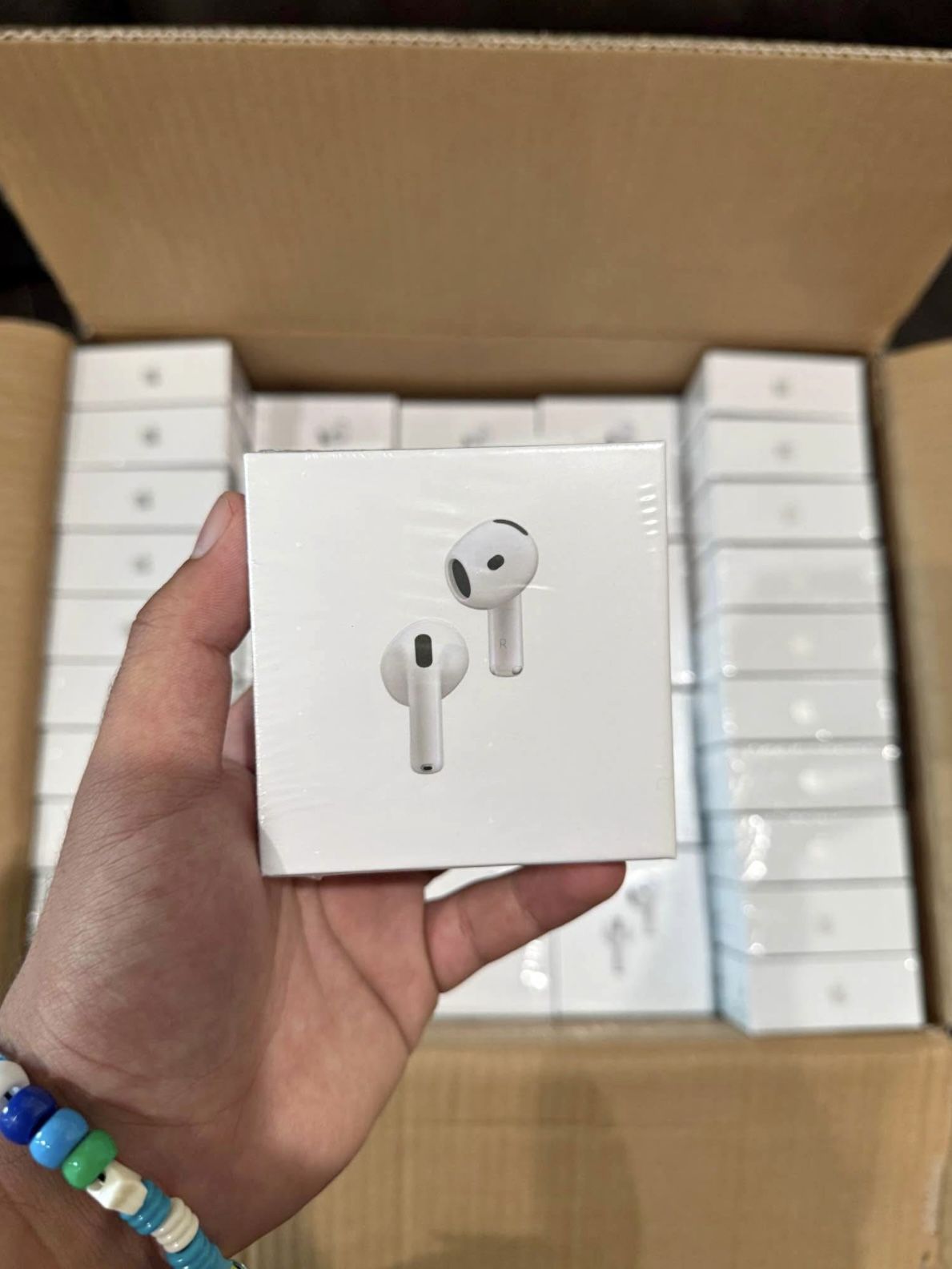 AirPods
