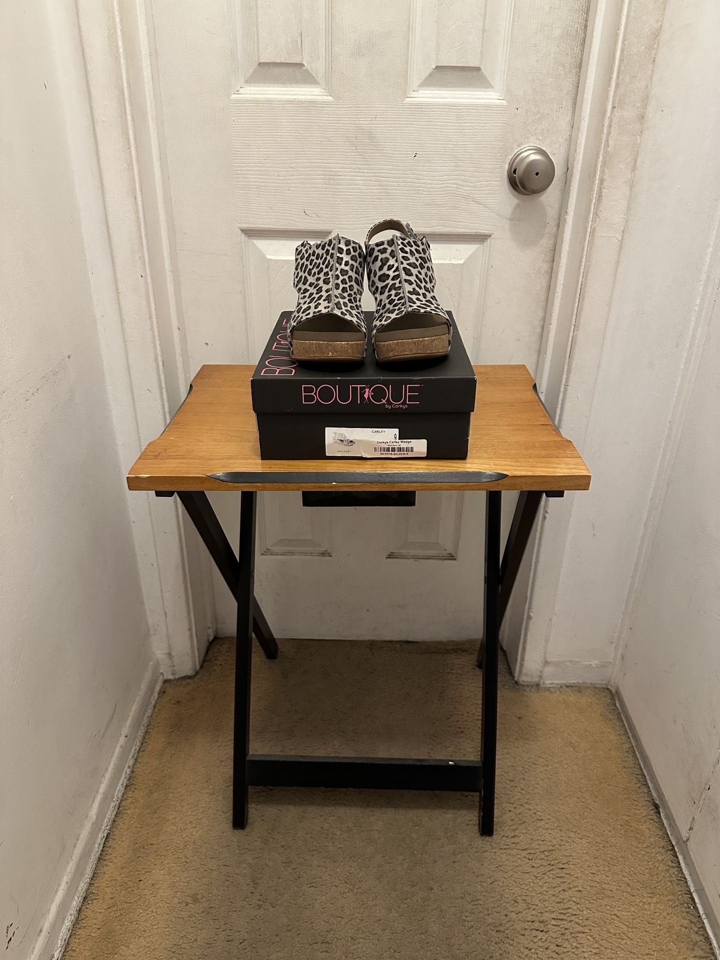 New Women Shoes Size 9