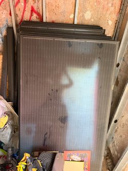 4.4kW Solar Panel Lot - (14) Premium Q CELLS 315W All-Black Modules + Hardware