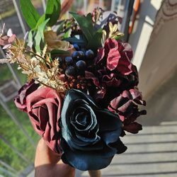 Fake Flowers (Red Theme)