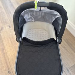 Uppa Baby Bassinet 