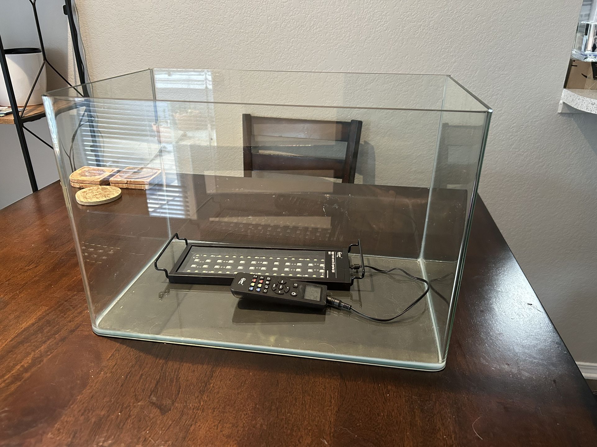 Fish Tank / Aquarium