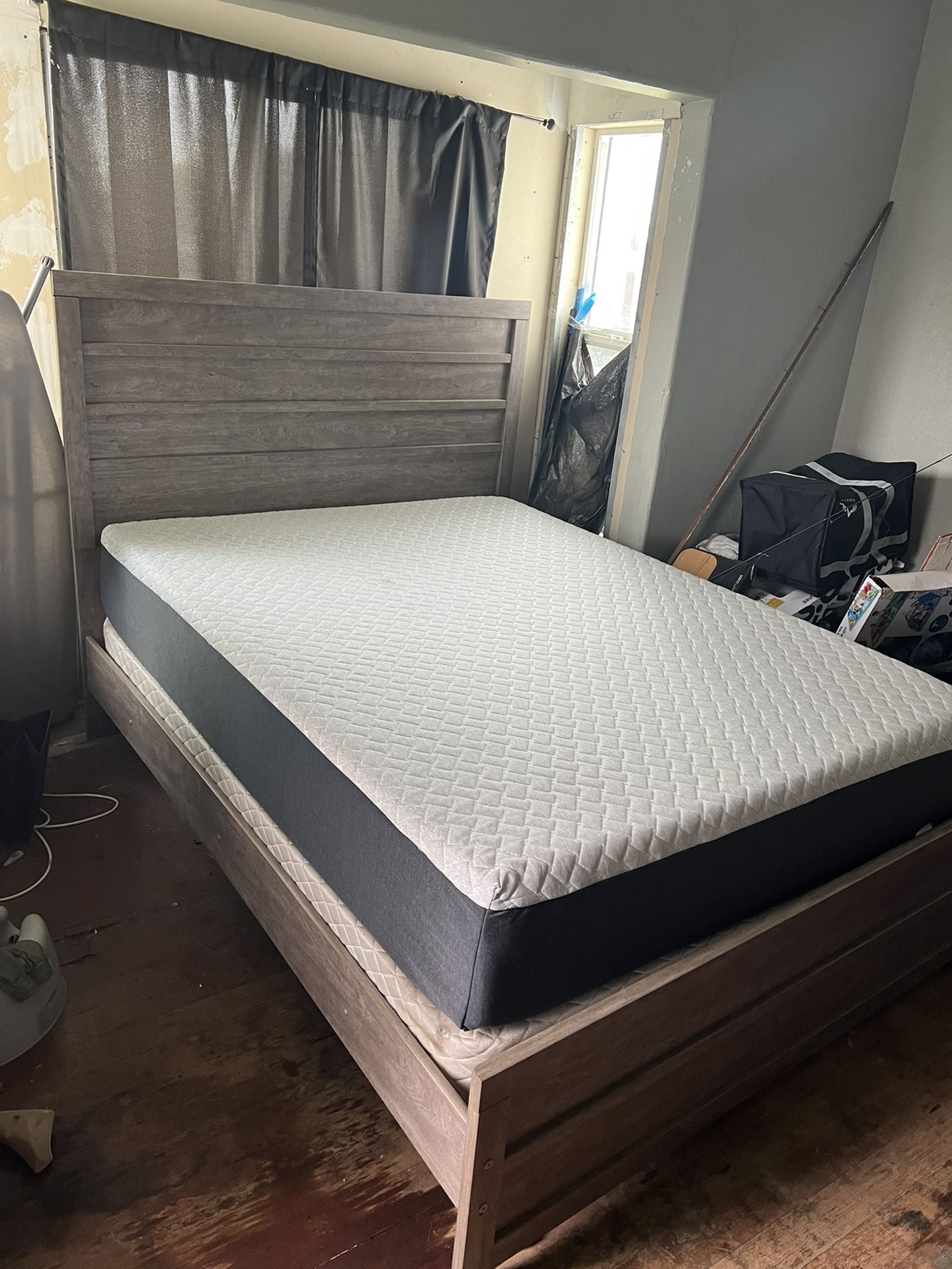 Ashley Furniture Bedroom Set And Mattress