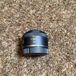 Canon rf 50mm 1.8