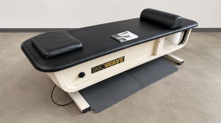 Chattanooga ErgoWave Chiropractic Therapy Table $1675