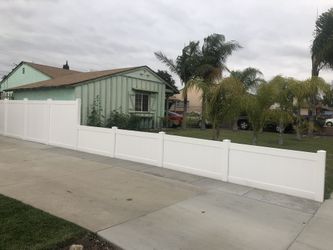 Vinyl fencing- general contractor