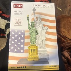 Statue of Liberty lego