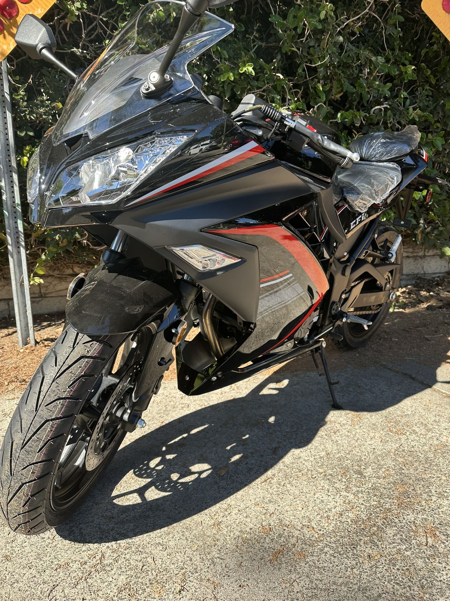 2025 Boom DB250-5