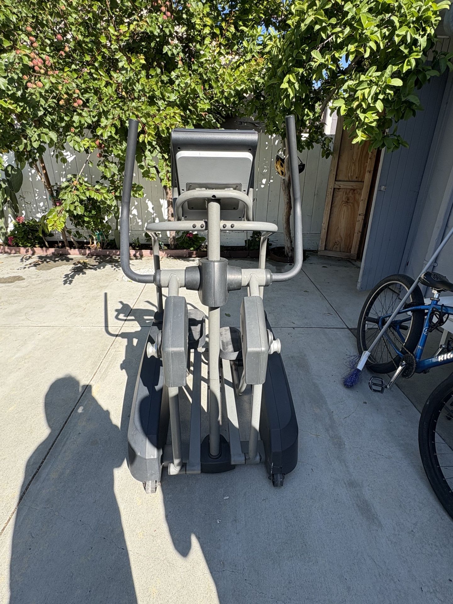 Elliptical Machine For Exercise