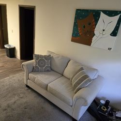 Love seat